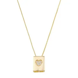 COLAR PLAQUINHA COM CORAÇÃO CRAVEJADO BANHADO A OURO