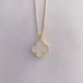 COLAR TREVO MADRE PÉROLA 45CM  - VIRGINIA