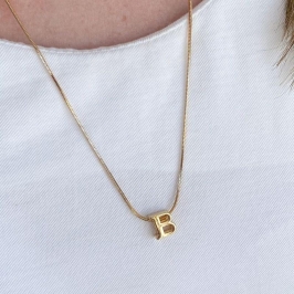 Pingente De Letra Vazada Multies K Essencial Banhado Em Ouro