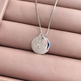 COLAR LONGA LOVE MEDALHA E CORAÇÃO 65CM - JARDIM SECRETO