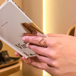 Anel Coração Vazado Médio Aura Banhado Em Ouro 18k