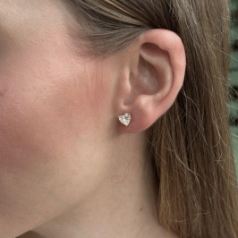 Brinco Coração Zircônias Cristal Banhado a Ouro 18k