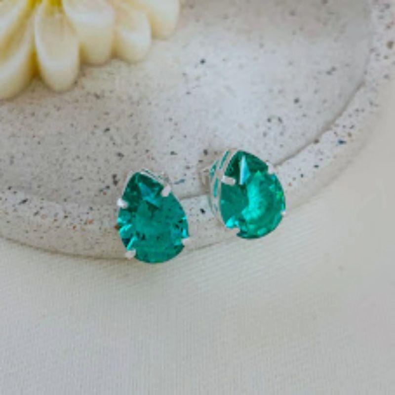 BRINCO GOTA ESMERALDA PEQUENO - AURA