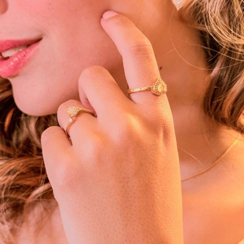 ANEL CORAÇÃO CRAVEJADO LATERAL - AURA