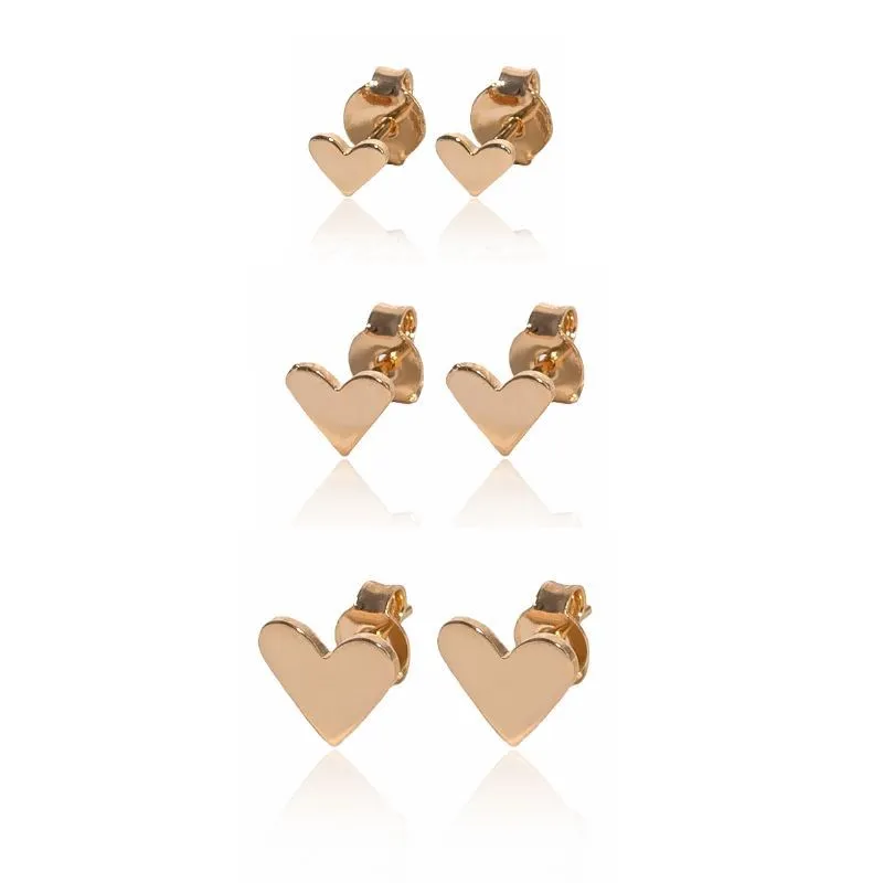 BRINCO TRIO DE CORAÇÃO LISO BANHADO A OURO