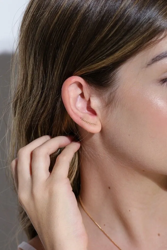BRINCO EARCUFF BOLINHAS LISO BANHADO A OURO