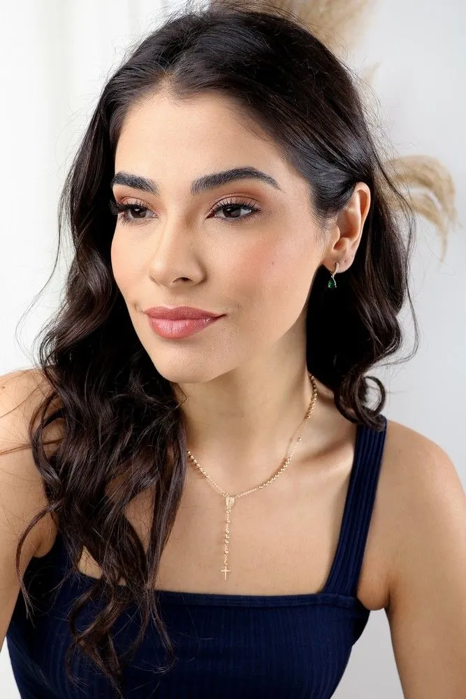 BRINCO CRAVEJADA COM GOTA ESMERALDA BANHADO A OURO