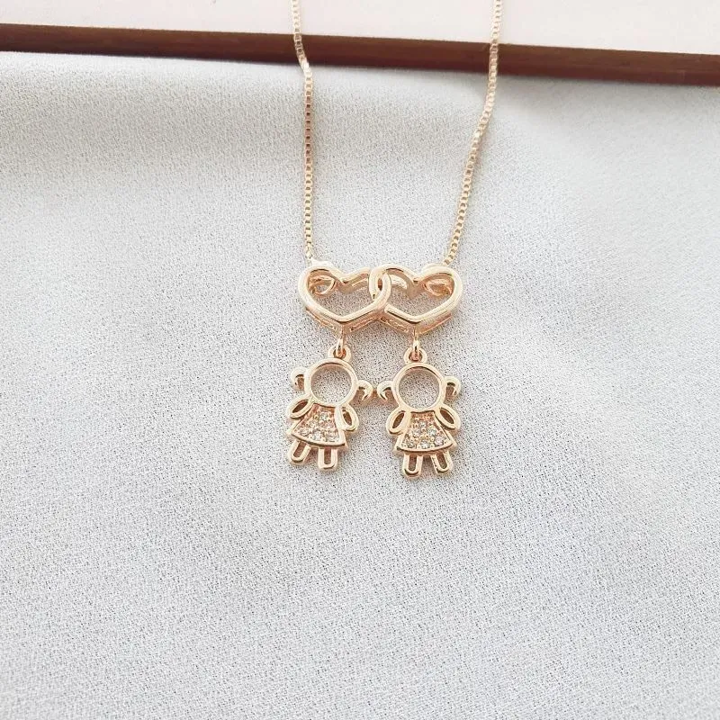 COLAR DE FILHAS MENINAS CRAVEJADO PEQ - MÃE