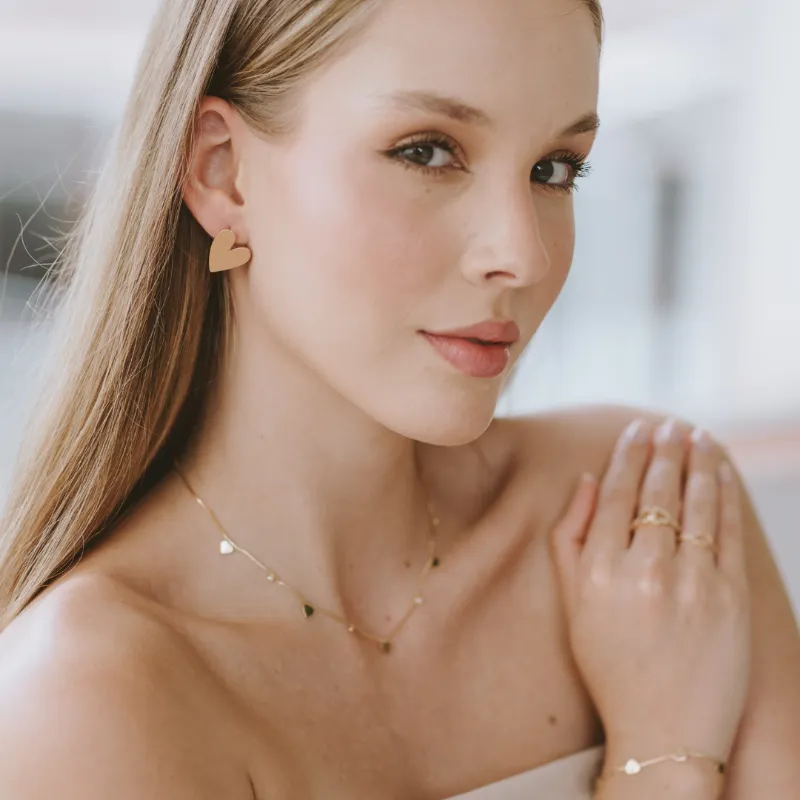 COLAR CHOKER CORAÇÃO  - SARA