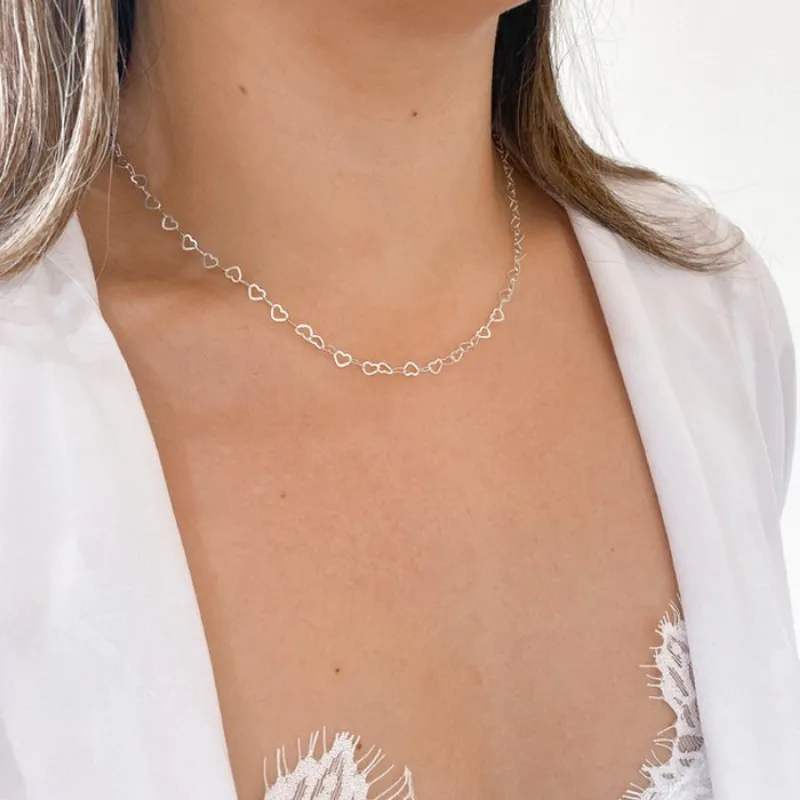 COLAR CHOCKER ELOS DE CORAÇÃO