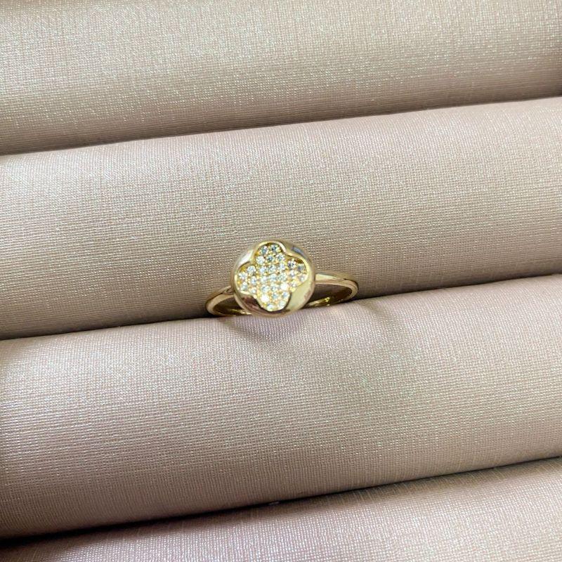 ANEL TREVO CRAVEJADO BANHADO A OURO - 16