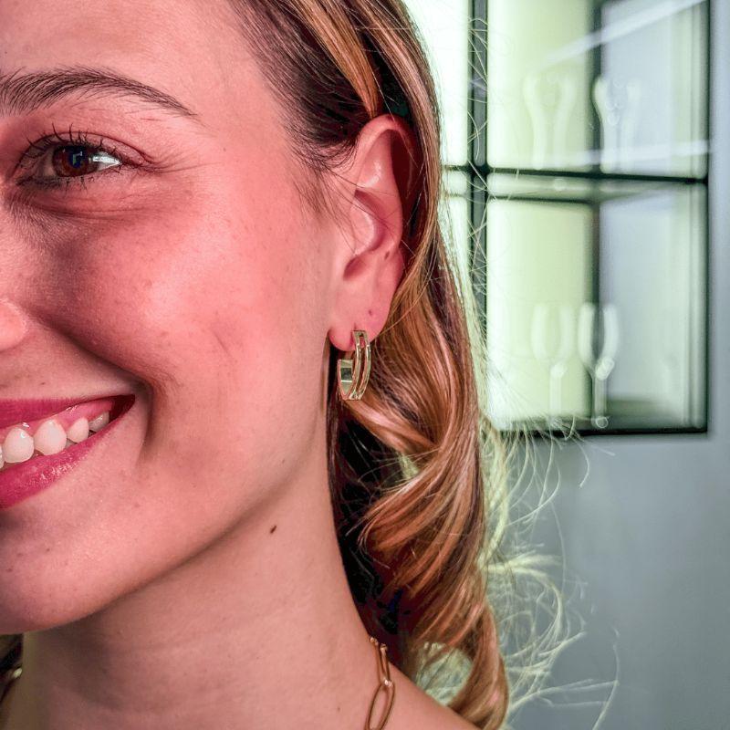 BRINCO DUPLO FIO GEOMÉTRICO - AURA