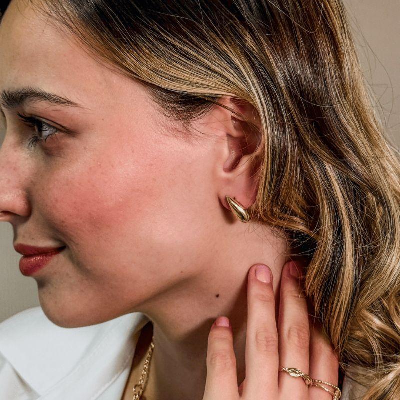 BRINCO GOTA OVAL LISA - AURA