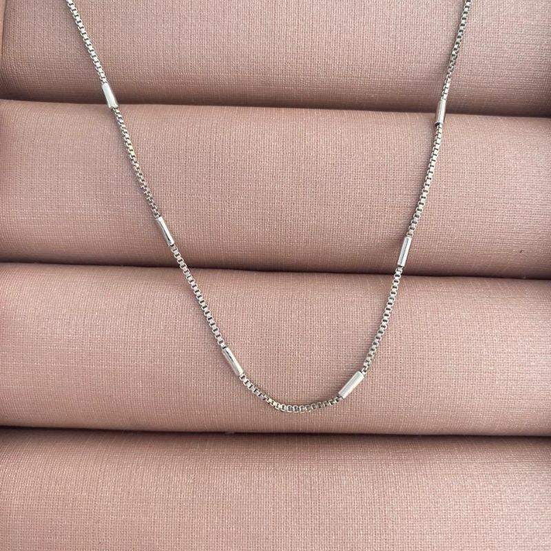 COLAR LONGO TUBOS LISOS 70CM - RÓDIO BRANCO