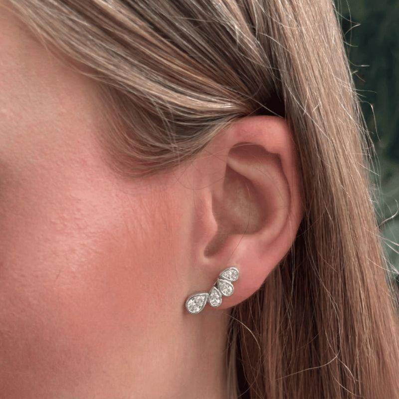Brinco Ear Cuff 4 Gotas de Microzircônias Banhado a Ródio Branco