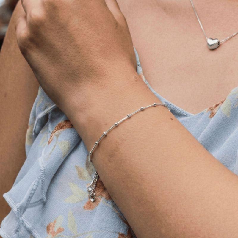 Pulseira Bolinhas Lisas Esferas Aura 16cm Banho Ródio Branco