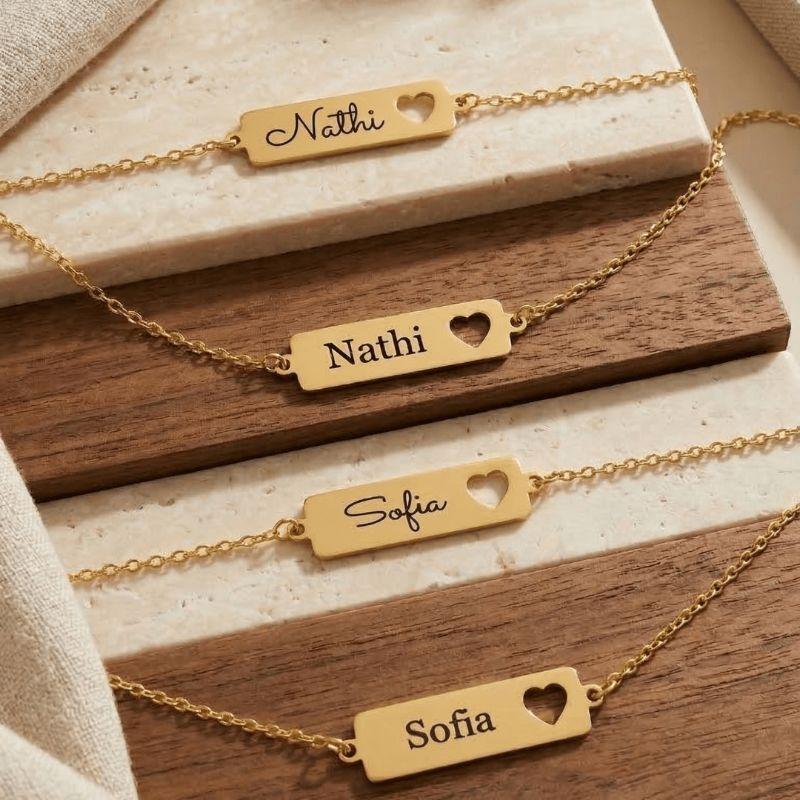 Pulseira de Nome Personalizado Coração Vazado Adulto Banhada a Ouro 18k