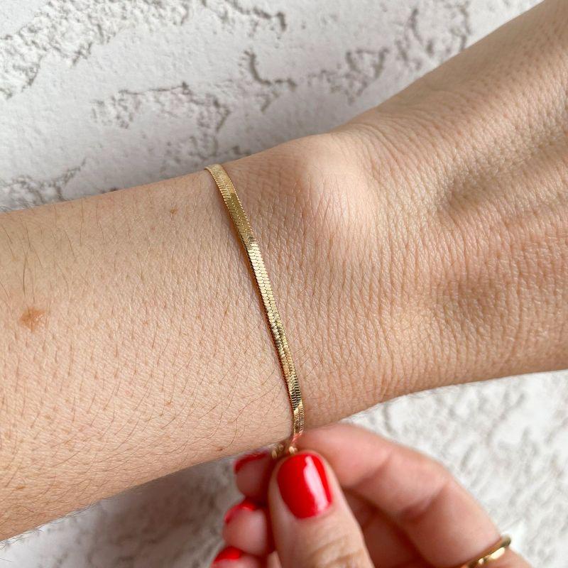 Pulseira Fita Lisa 2mm Coleção Best Seller Banho Ouro 18k