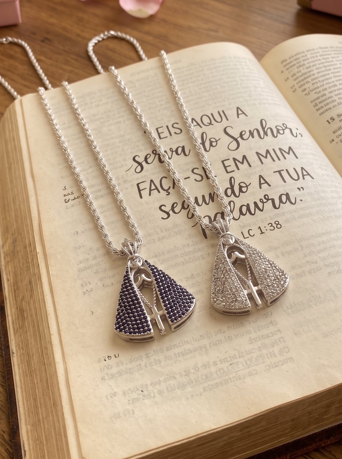 Colar de Cordão Baiano Nossa Senhora Dupla Face G Cristal e Azul Best Seller Banhado Em Ródio