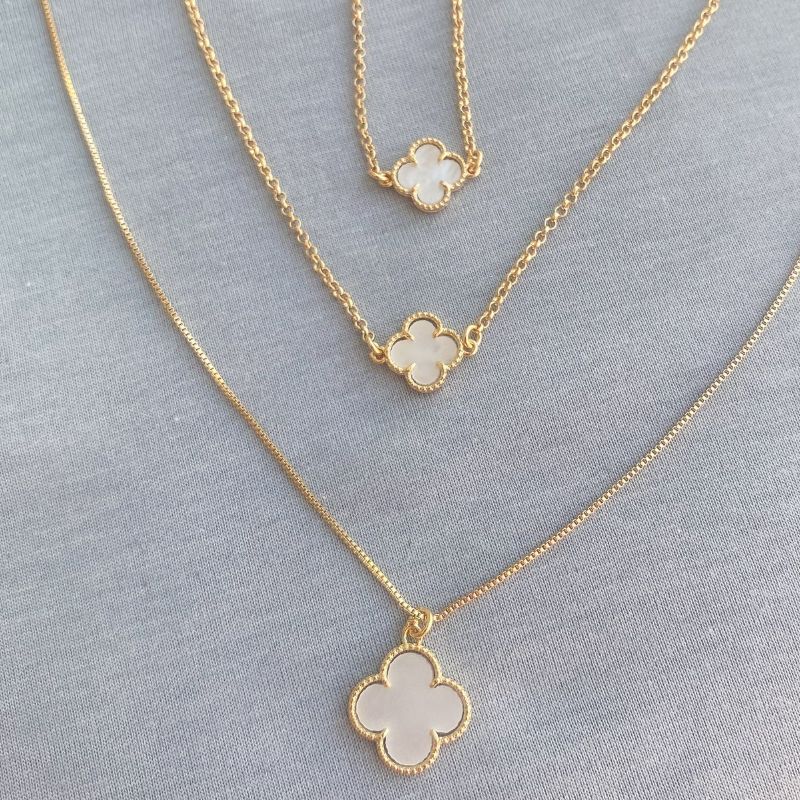 Pulseira Trevo Madre Pérola Delicado Virginia Banhado Em Ouro