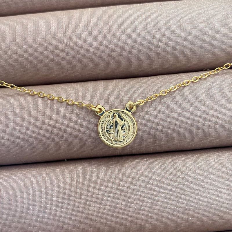 Colar Medalha De São Bento Essencial 45CM Banhado Em Ouro