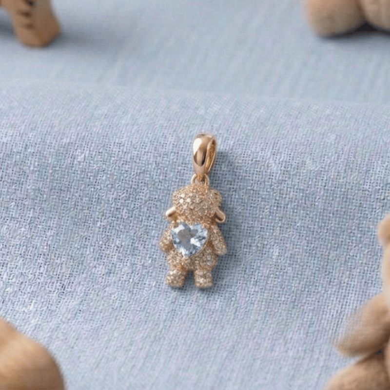 Pingente De Filho Cravejado Zircônias E Coração Cristal Banhado A Ouro 18k